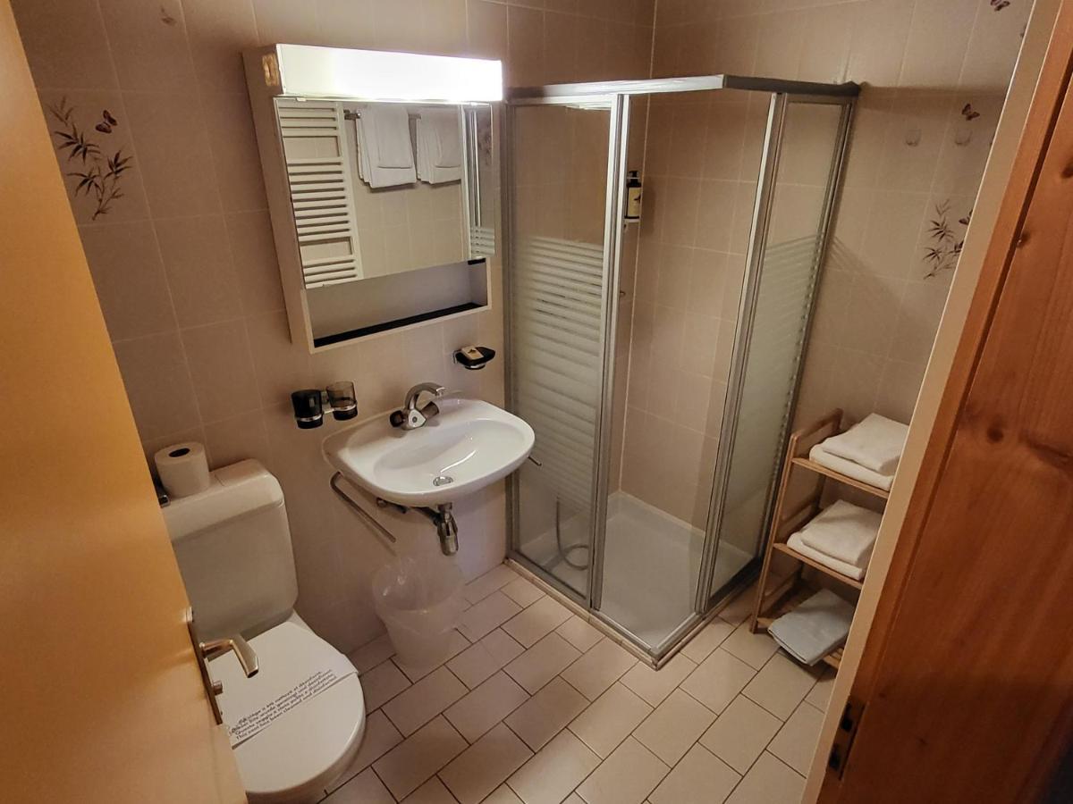 Hotel La Tour D'Ai レイサン エクステリア 写真